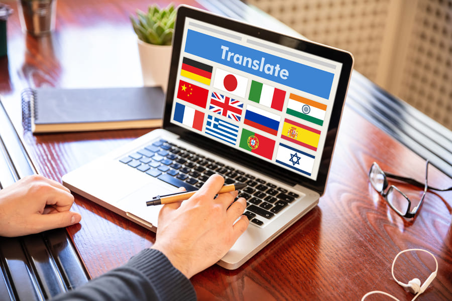Create a website structure that supports multiple languages