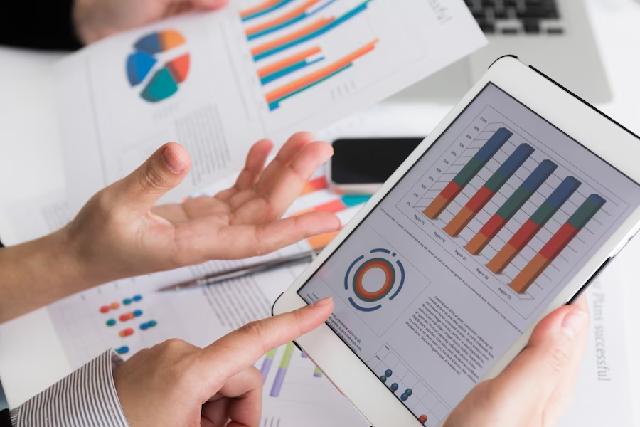 Link Juice and Link Equity: Passing Authority through Internal Links